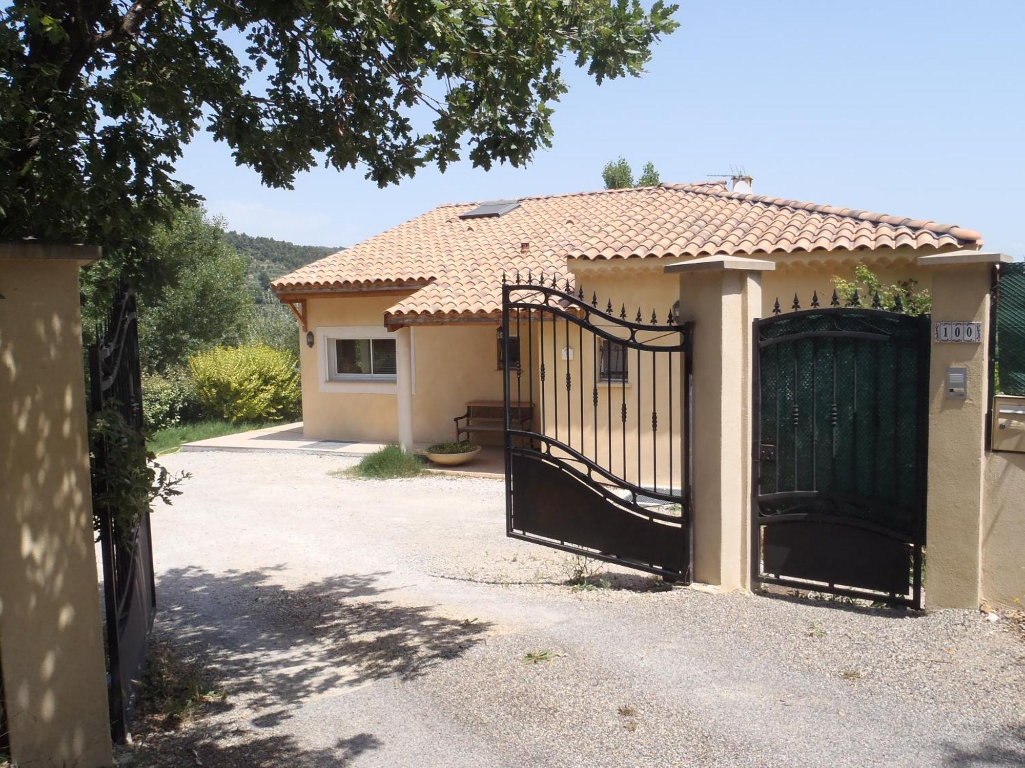 Les Chevrefeuilles Apartment Manosque Exterior photo